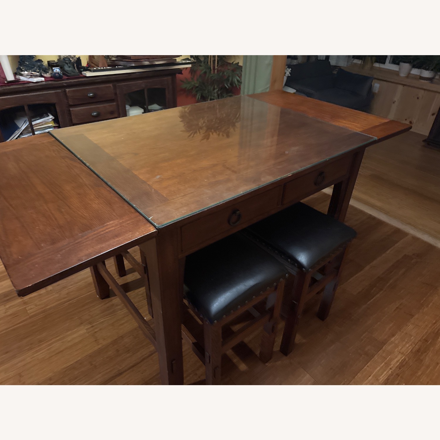 Hightop Kitchen Table w Leather Stools x4 - image-5