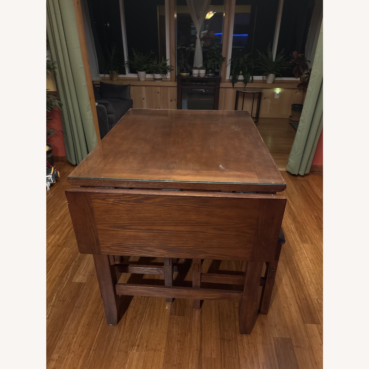 Hightop Kitchen Table w Leather Stools x4 - image-4