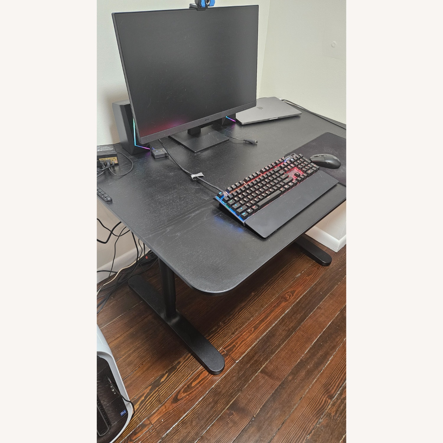 IKEA Bekant Black Work Desk - AptDeco