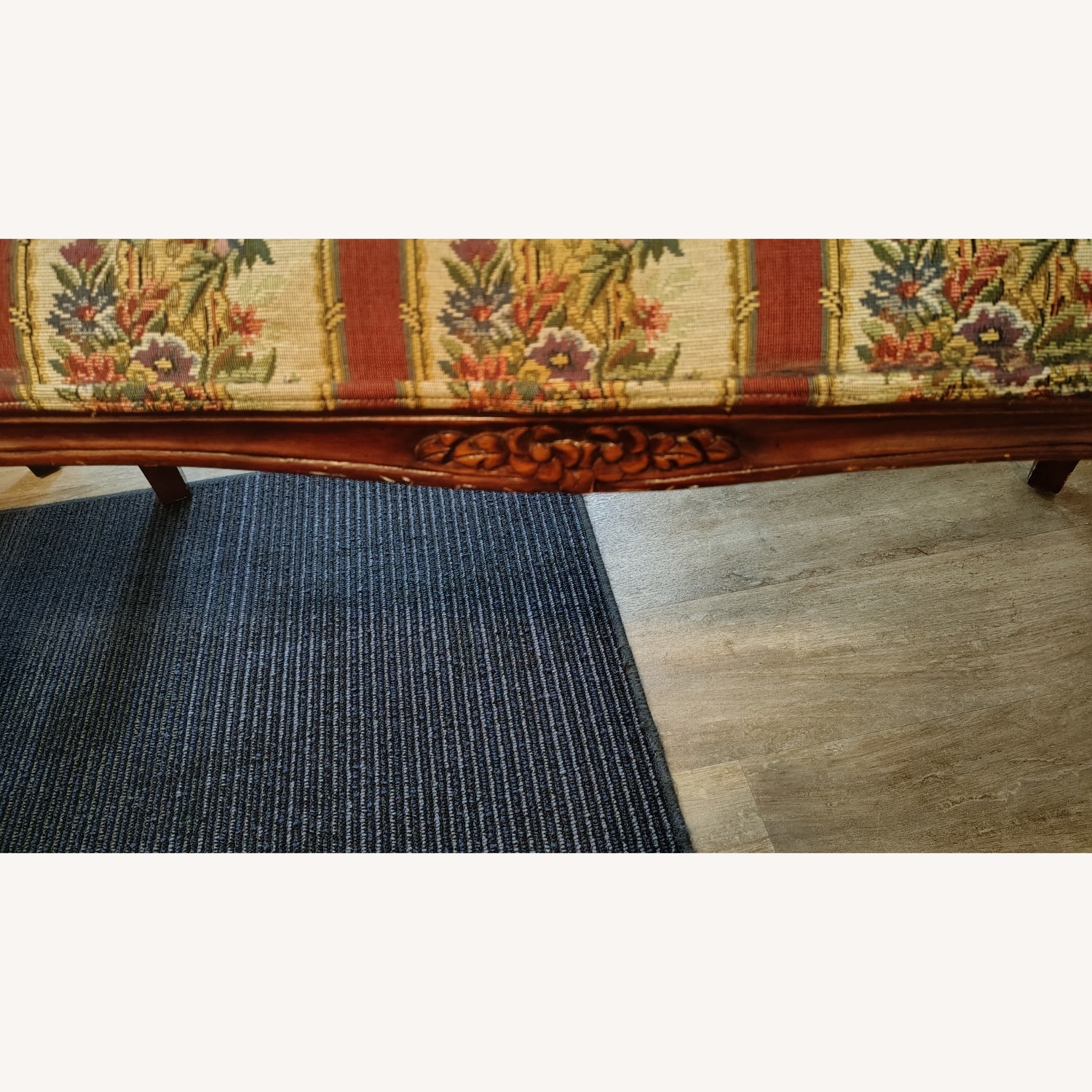 Coaster Fine Reproduction of Louis XV Style Settee - image-2