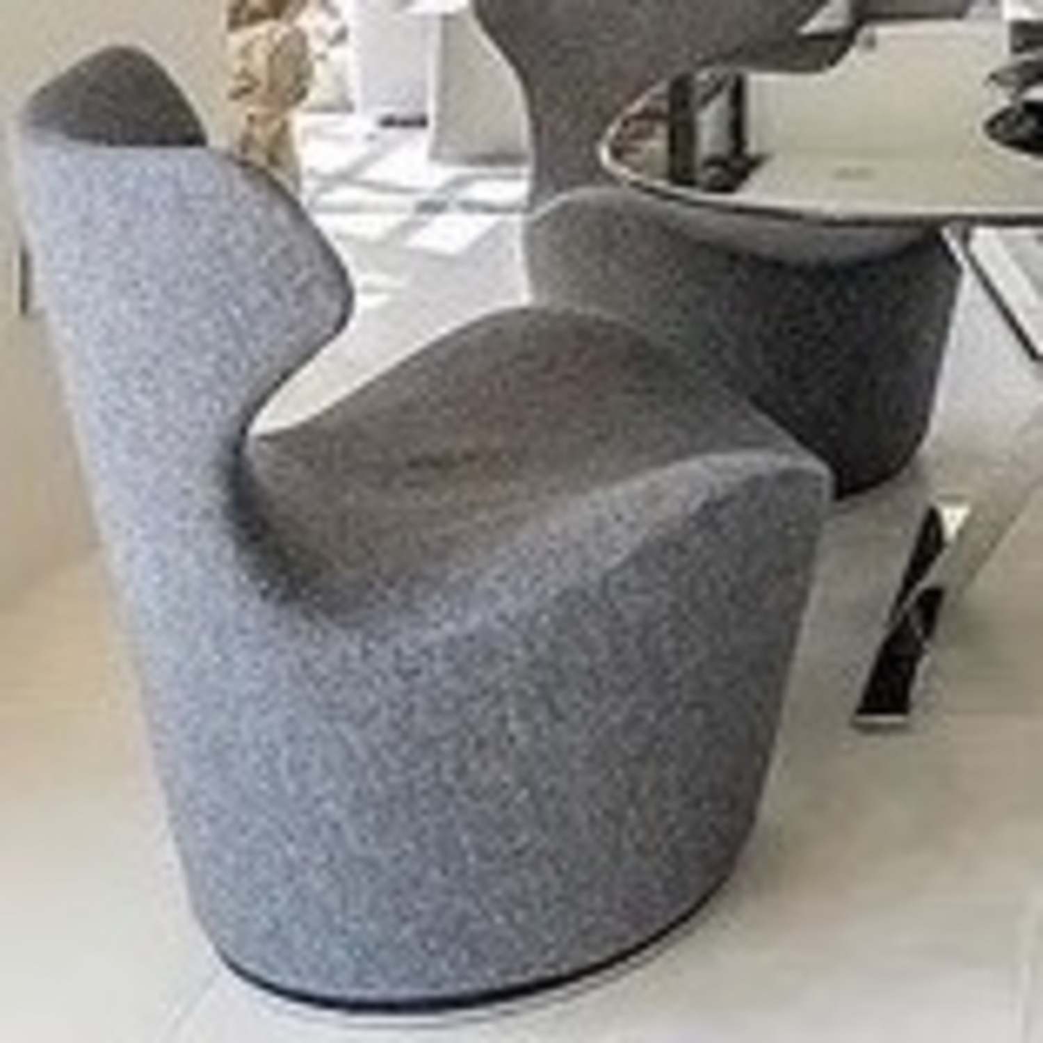 B&B Italia Grande Papilio Chair - image-6