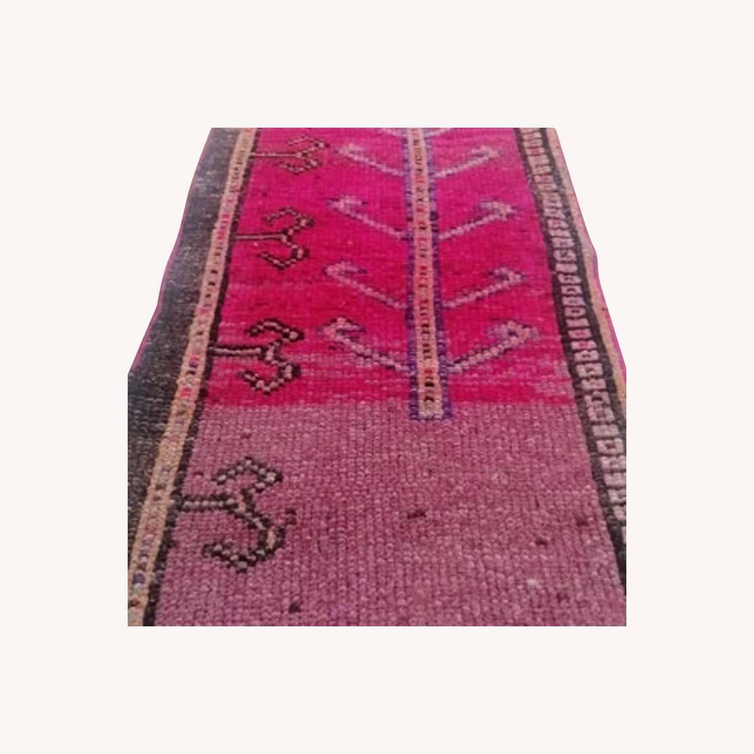 Small Vintage Turkish Pink Rug – 1.4x2.5 ft - image-0
