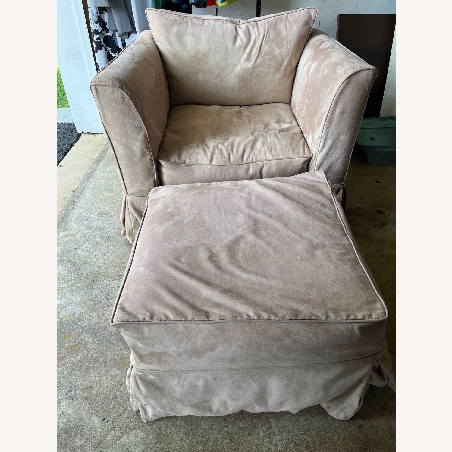 Custom made Chair and 1/2 with Matching Ottoman - image-0