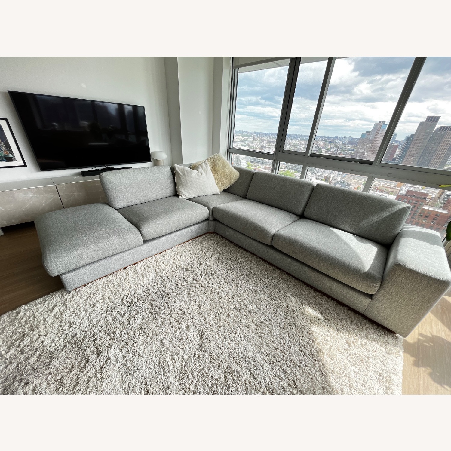 Scandinavia Bolia 6 Seater Corner Sofa - image-1