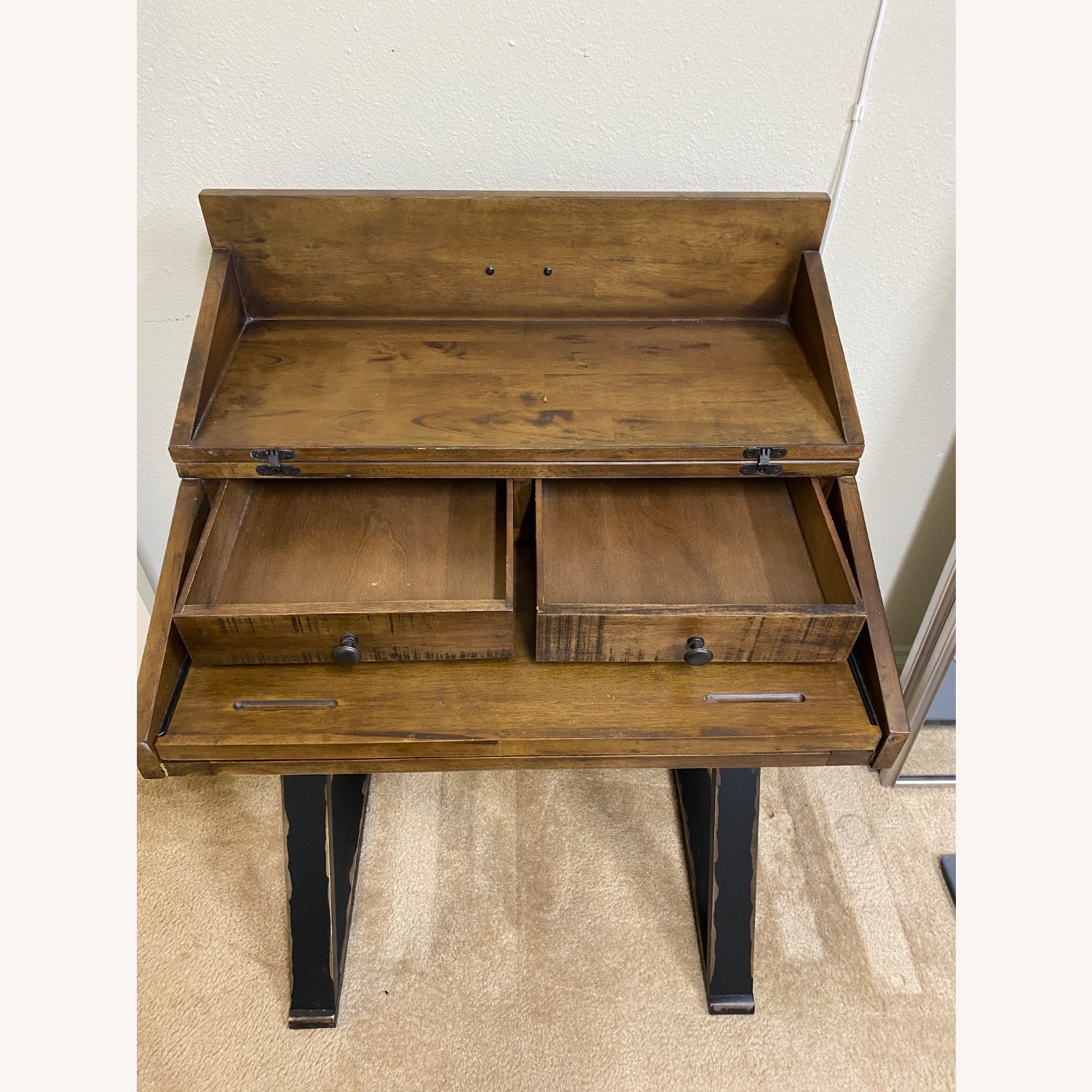 World Market Desk  - image-6