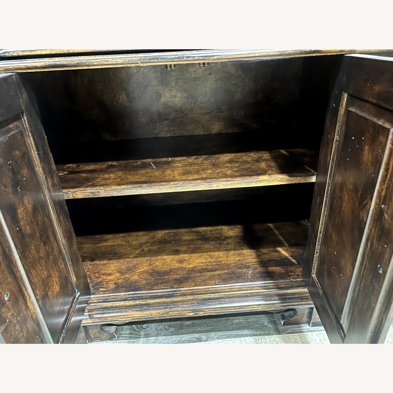 Rom & Board Buffet Table - image-3