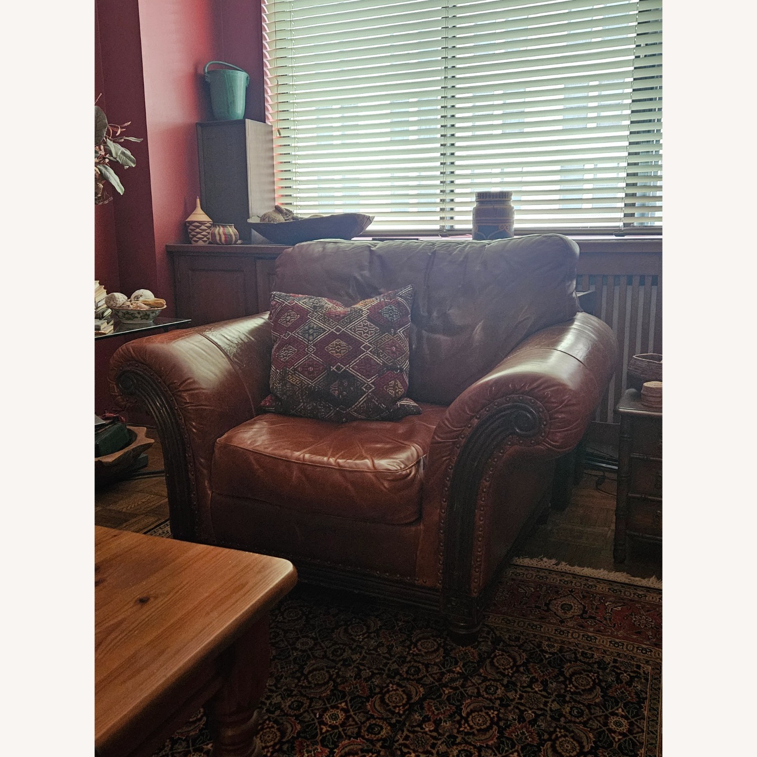 ABC HOME Vintage Leather Club Chair - image-1