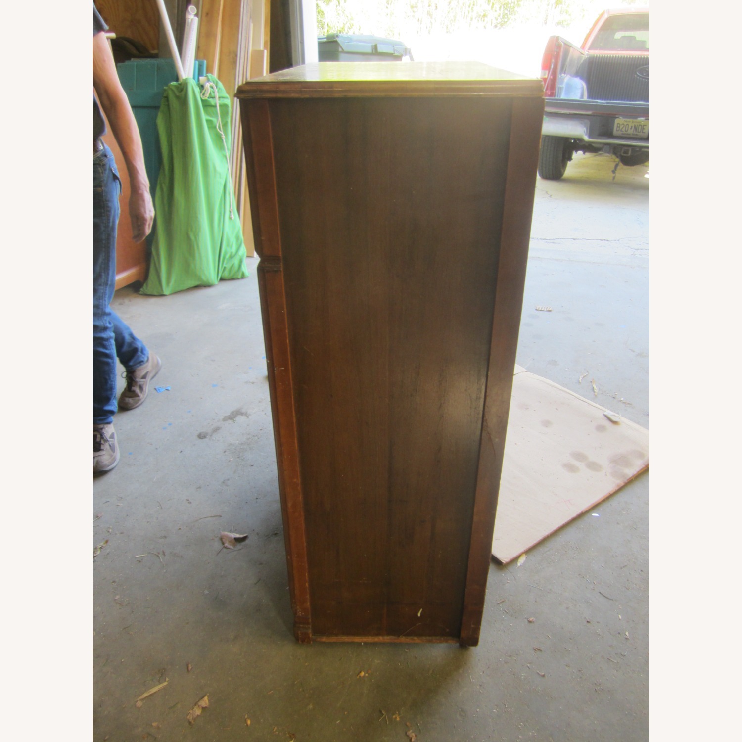 VTG Gentlements Dresser Fancy Top Drawer Front - image-5