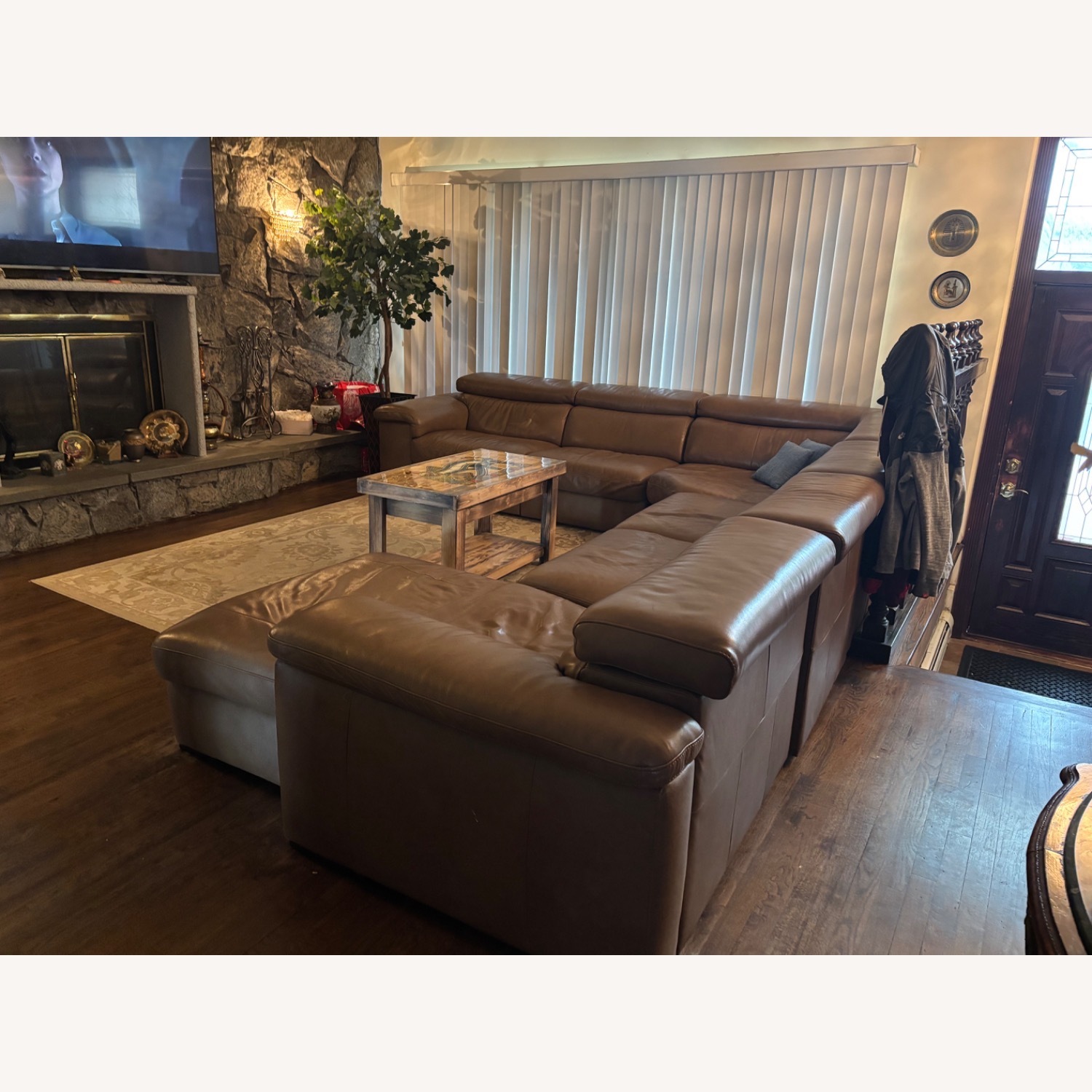 Macy’s Nevio 157” 6-Pc Mocha Leather - image-2