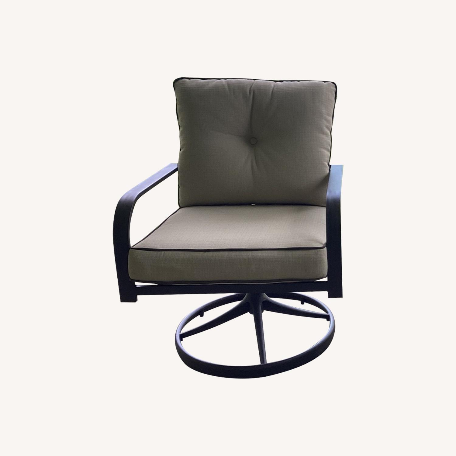 Plantation Key Swivel Club Chair - image-0