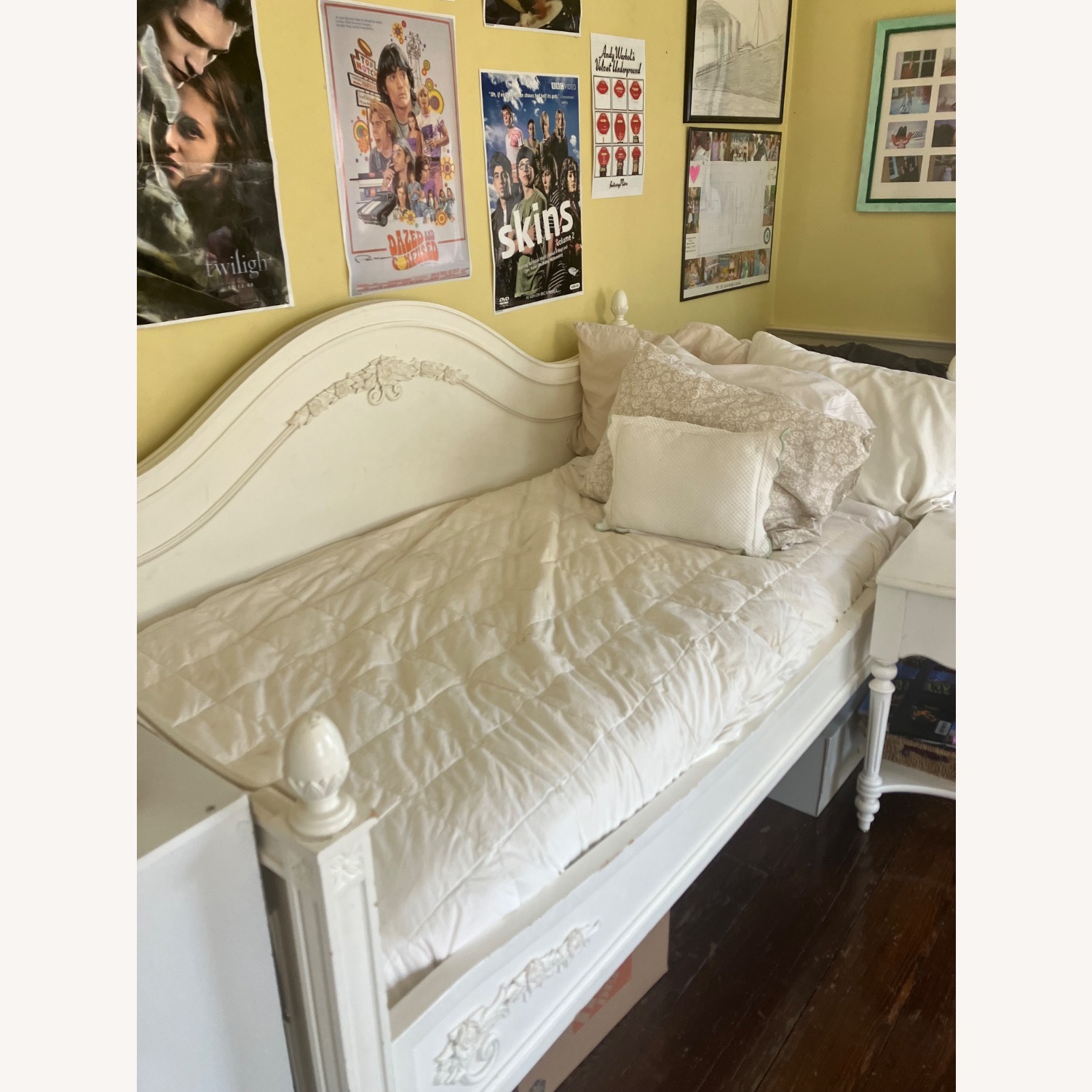 Pottery Barn Iconic Daybed - image-2