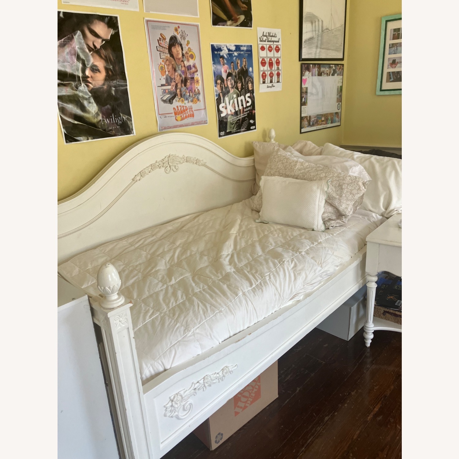 Pottery Barn Iconic Daybed - image-3