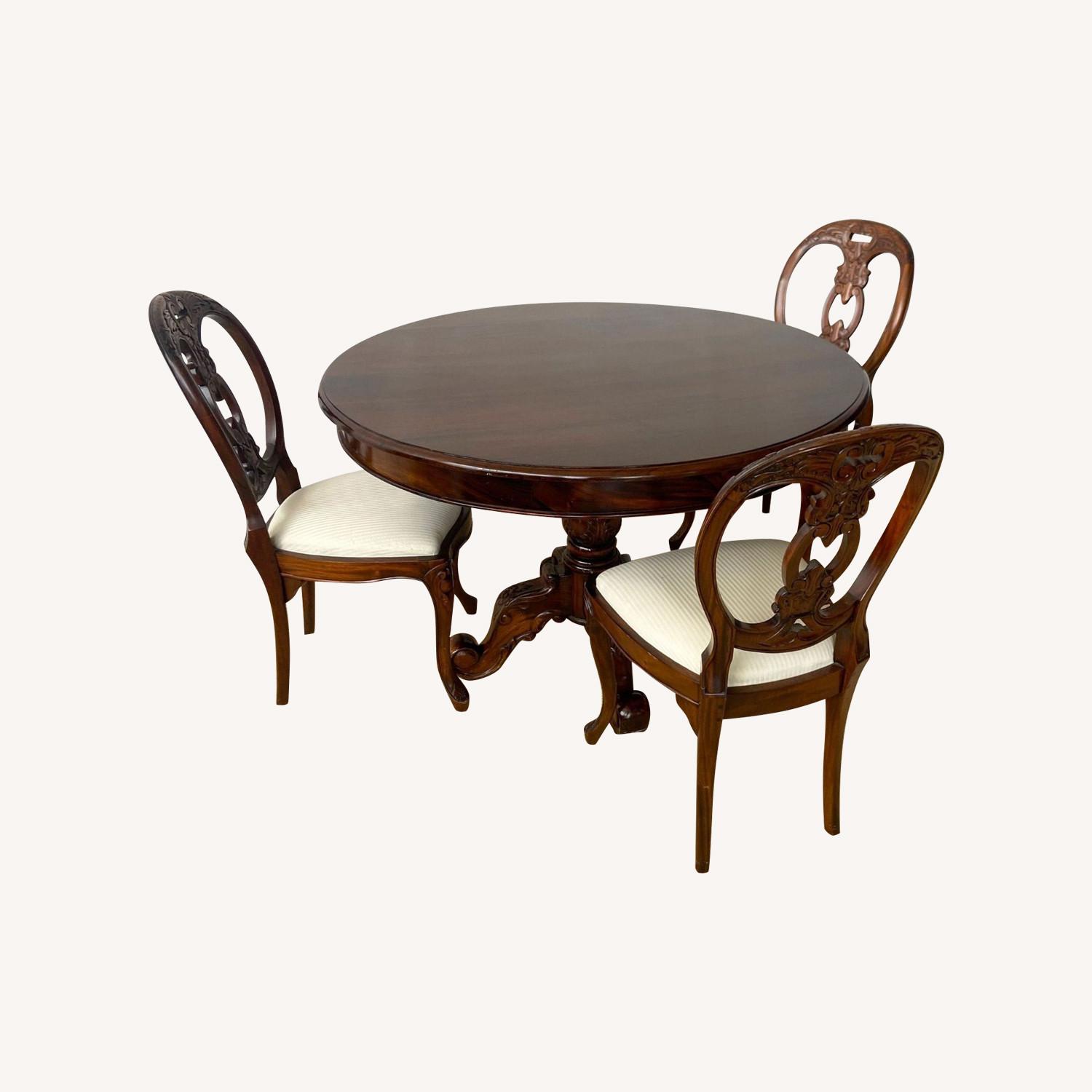Laurel Crown Classic Mahogany 3-seat Dining Set - image-0