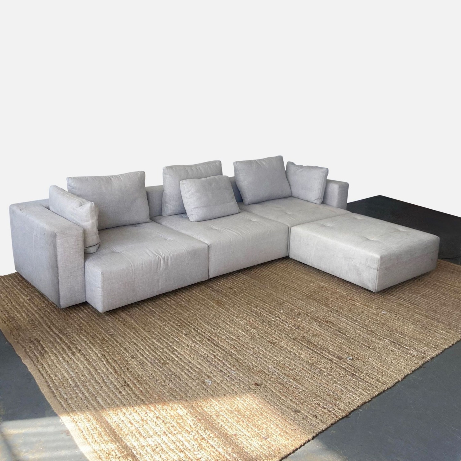 Minnoti Modern Modular Sectional  - image-8