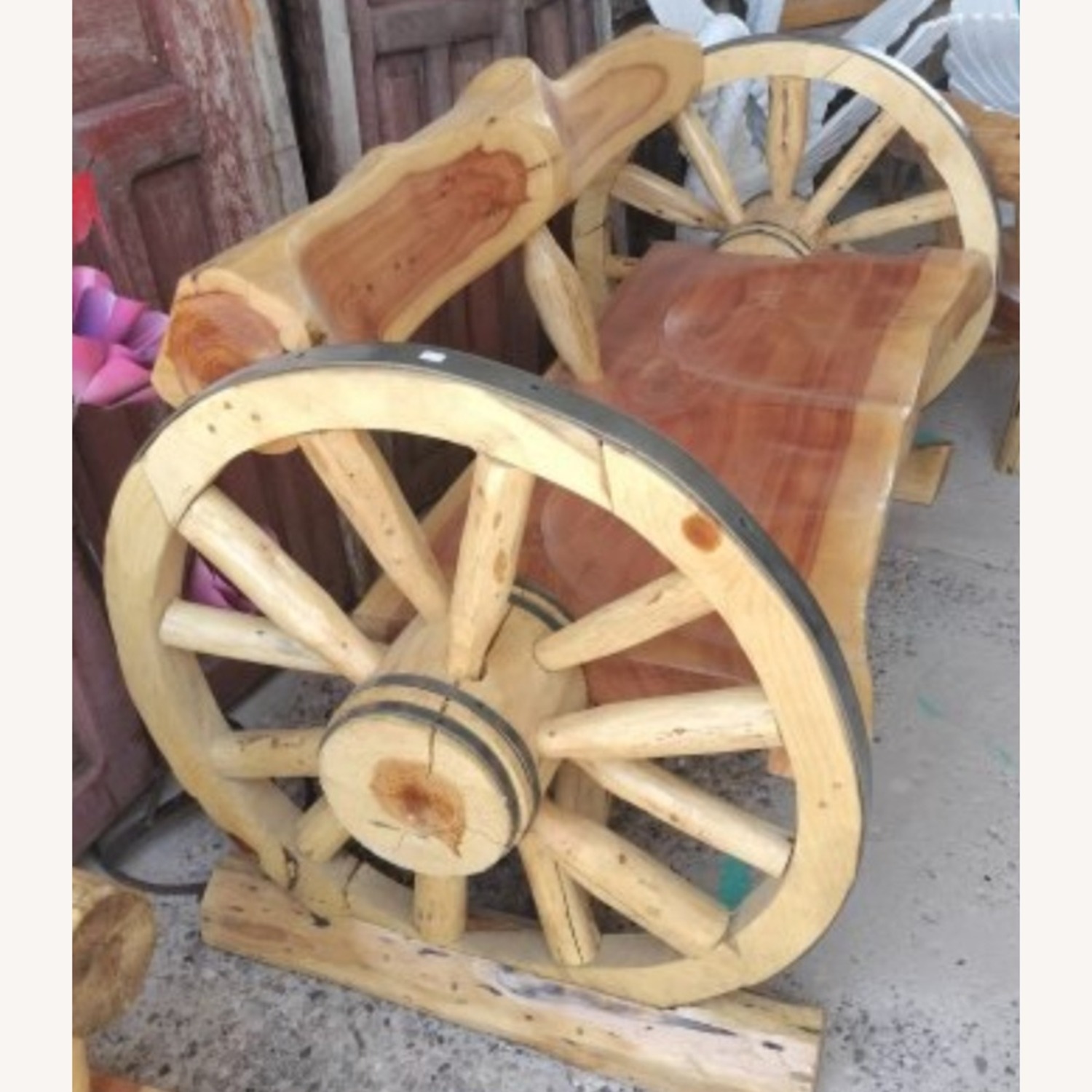 Wagon Wheel Cedar Wood Bench - image-3