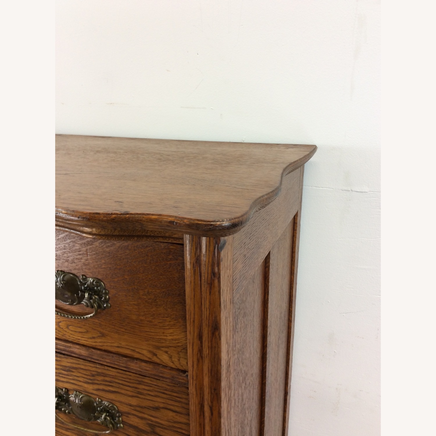 Antique Oak 6 Drawer Dresser with Brass Hardware - image-8