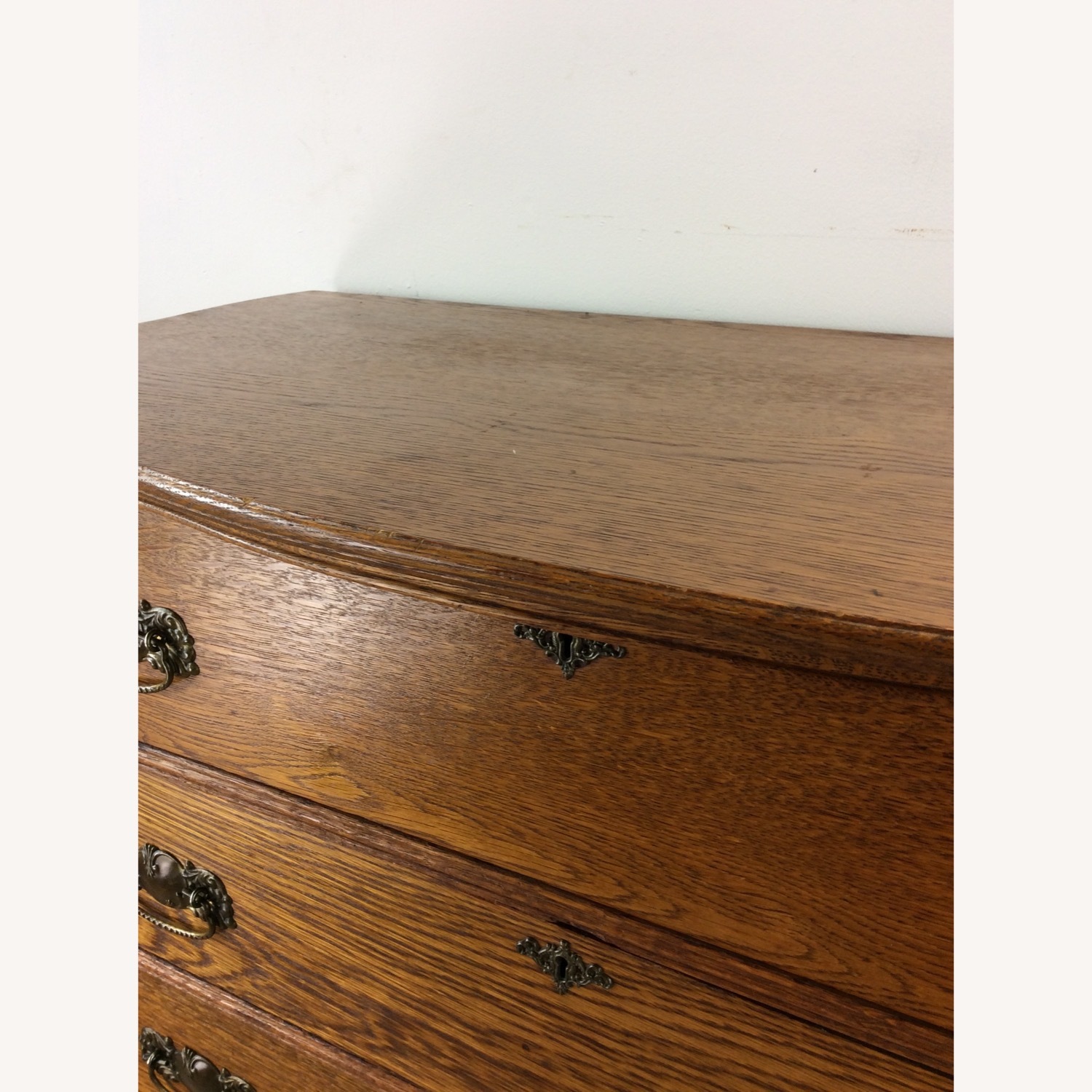 Antique Oak 6 Drawer Dresser with Brass Hardware - image-7