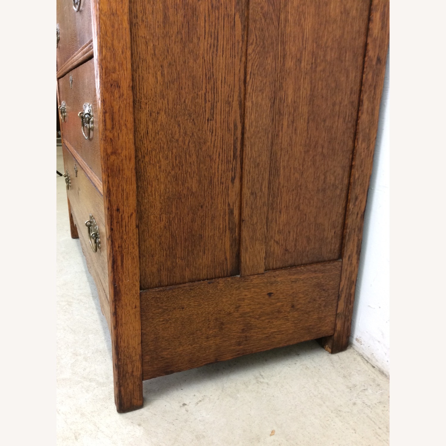 Antique Oak 6 Drawer Dresser with Brass Hardware - image-12