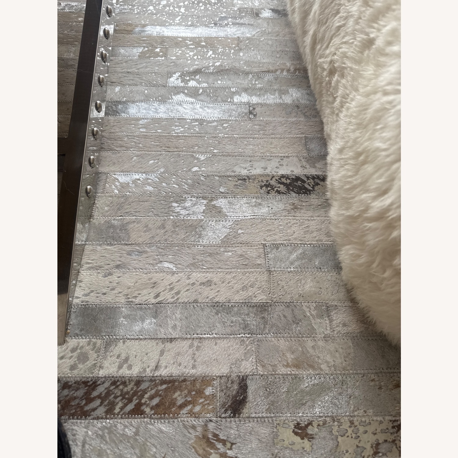 DARCY METALLIC Rug - image-4
