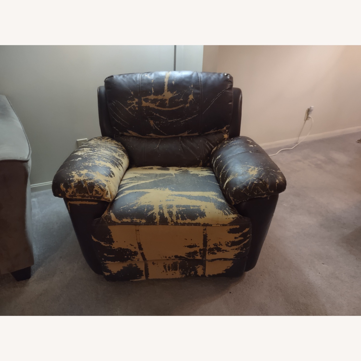 Power Recliner  - image-2