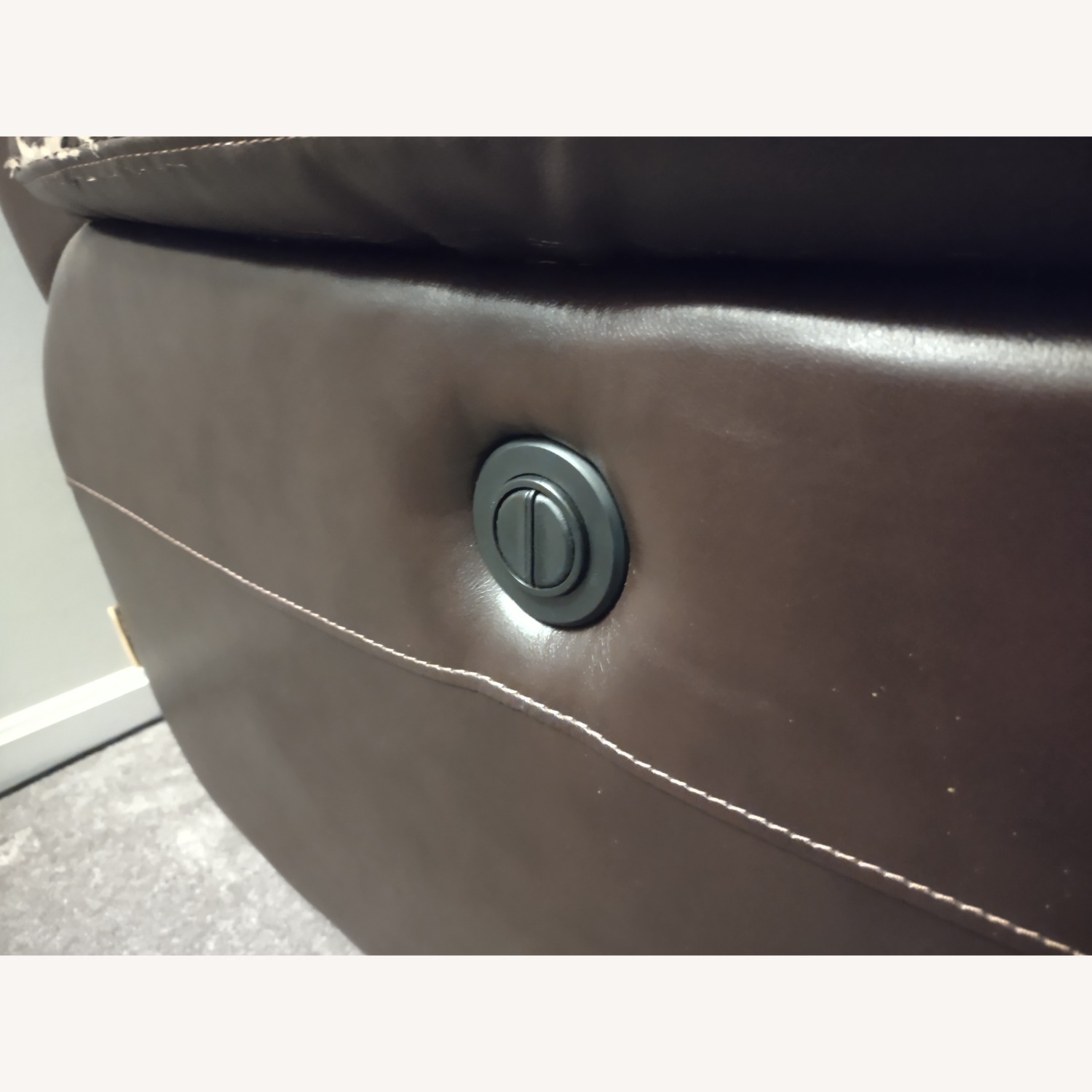 Power Recliner  - image-1