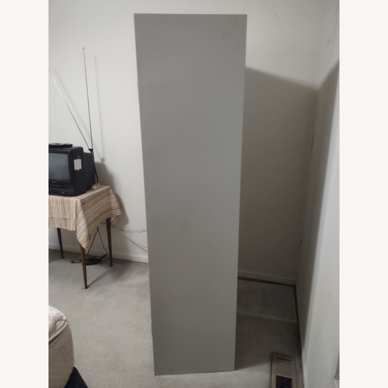 Sandusky Metal cabinet - image-4