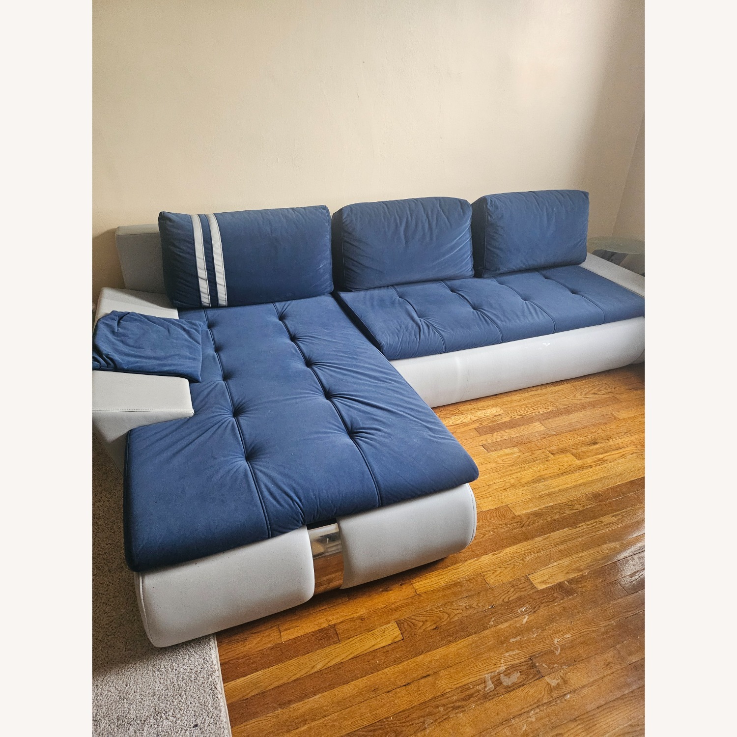 Custom Cloth and Italian Leather Sectional - image-7