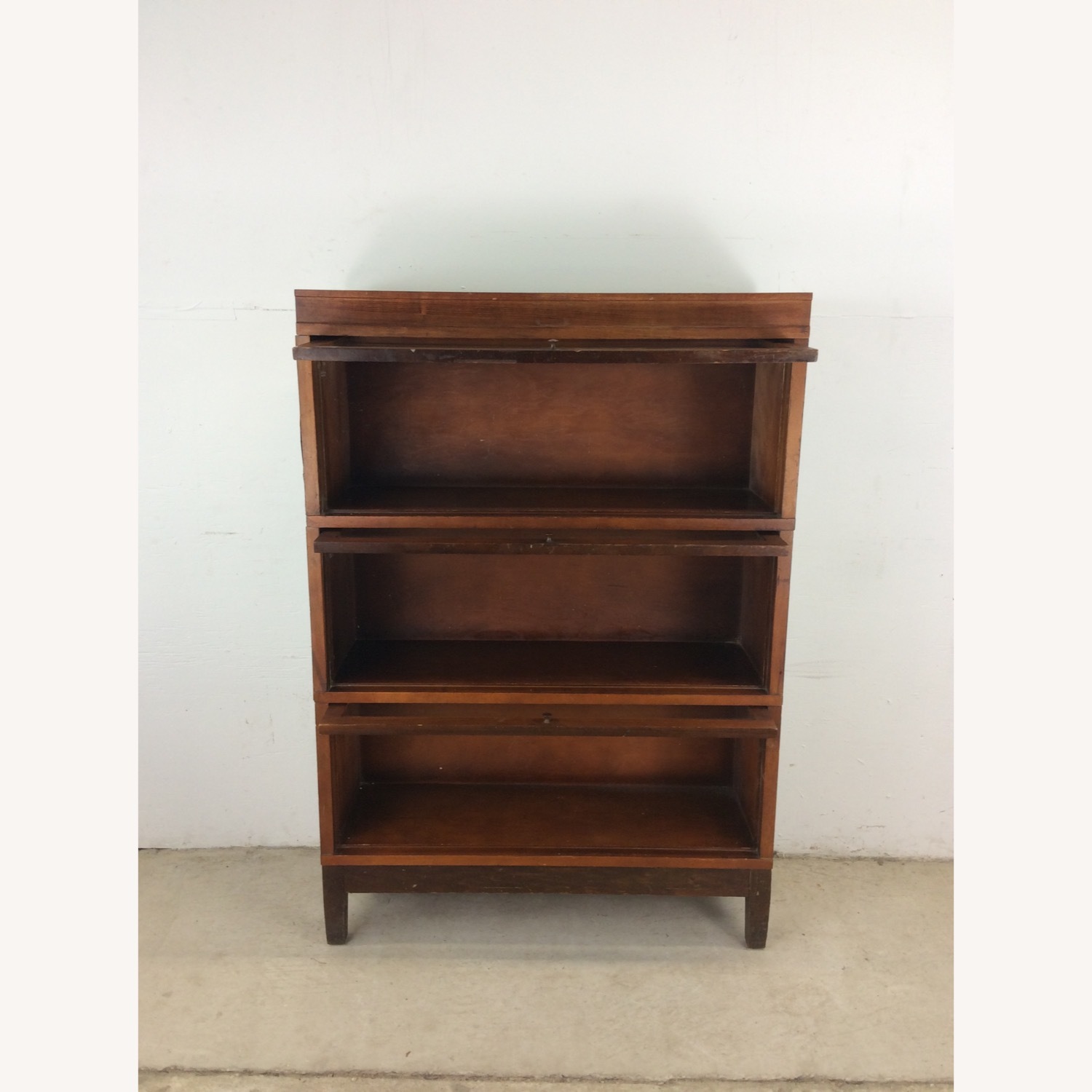 Antique 3 Barrister Bookcase by Globe Wernicke - image-25