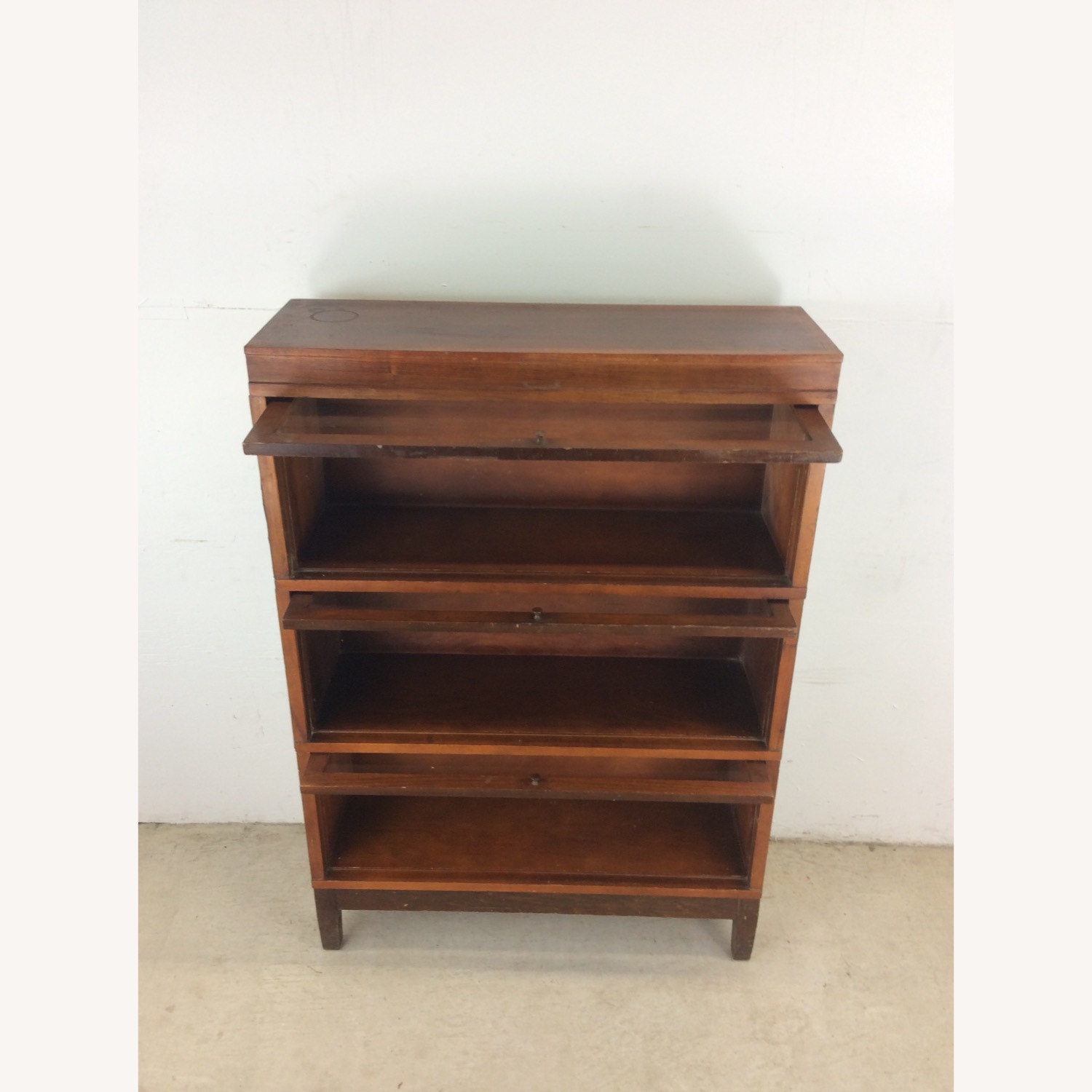 Antique 3 Barrister Bookcase by Globe Wernicke - image-26