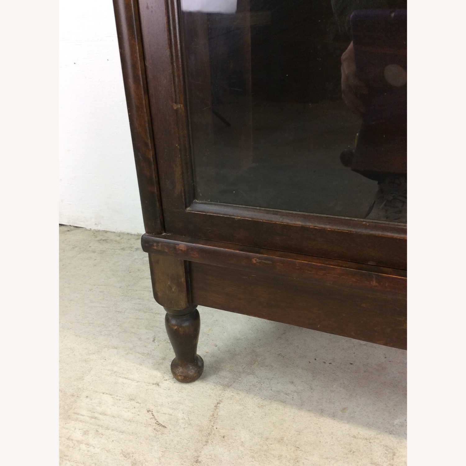 Antique Oak 3 Barrister Bookcase with Tapered Legs - image-9
