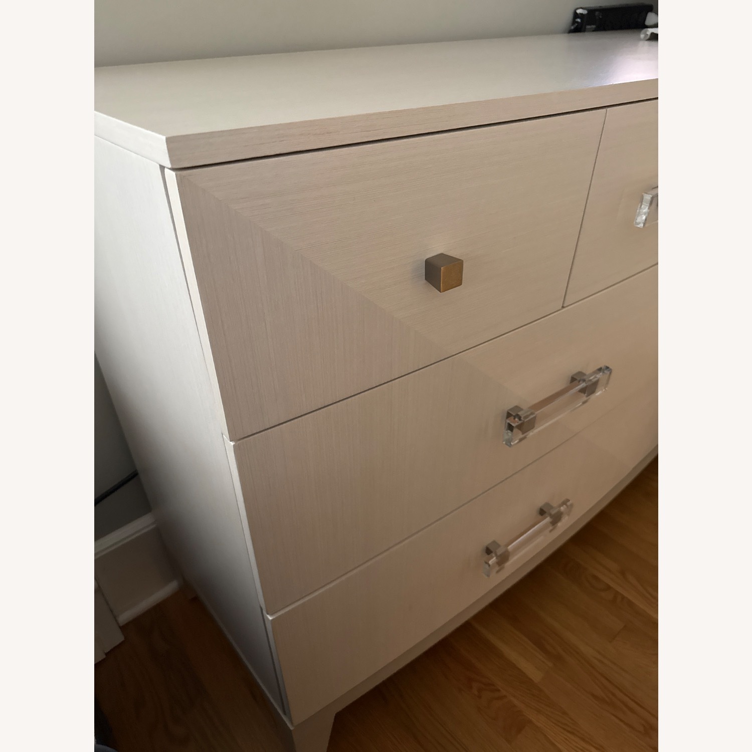 Bernhardt Axiom Dresser  - image-2