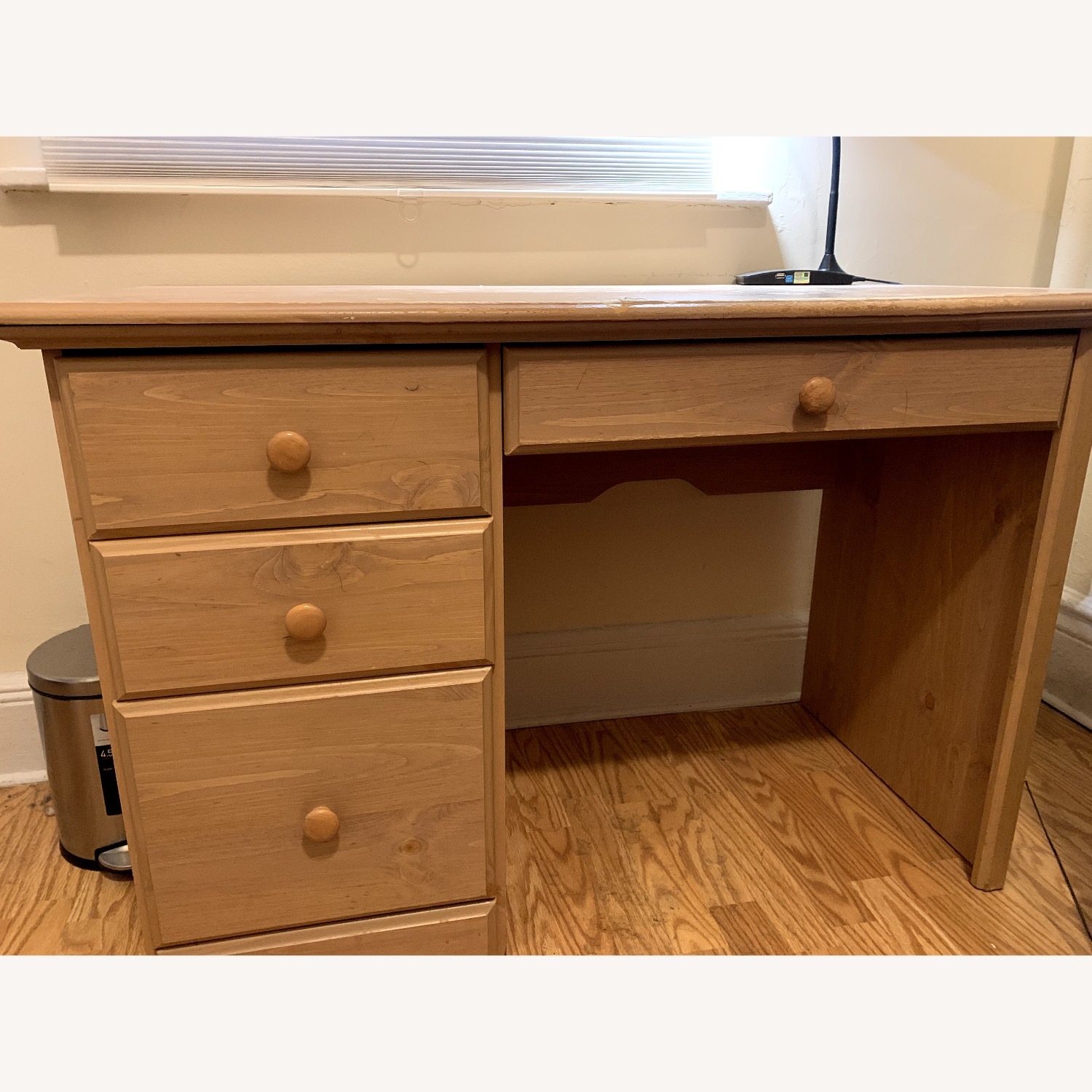 Study Desk - image-2