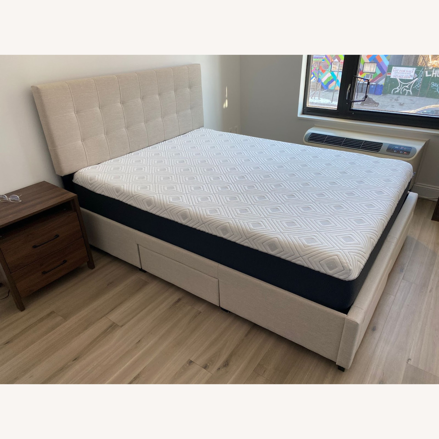 Queen Size Bed with Headboard & Storage Drawers - image-1