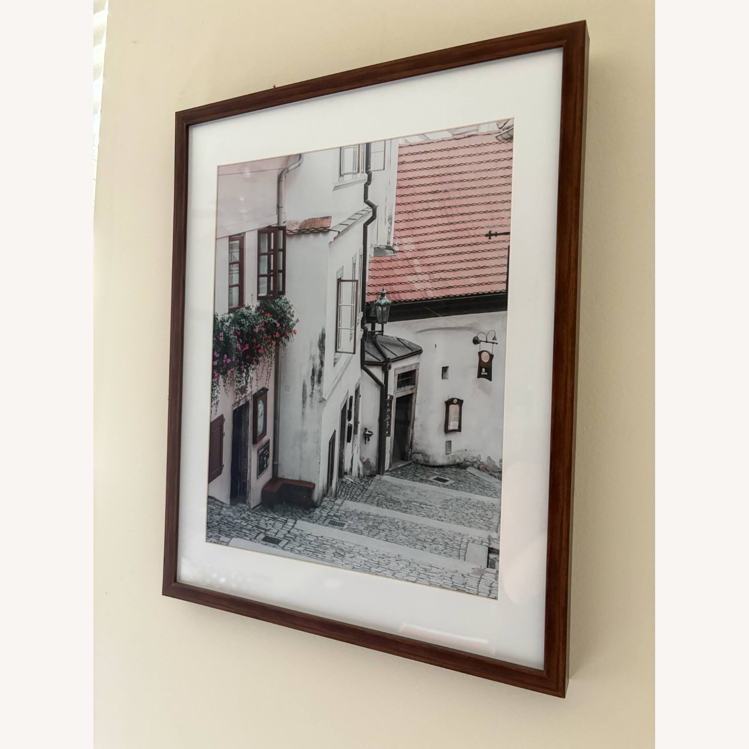 Set of 2 Paintings with Frames - image-2