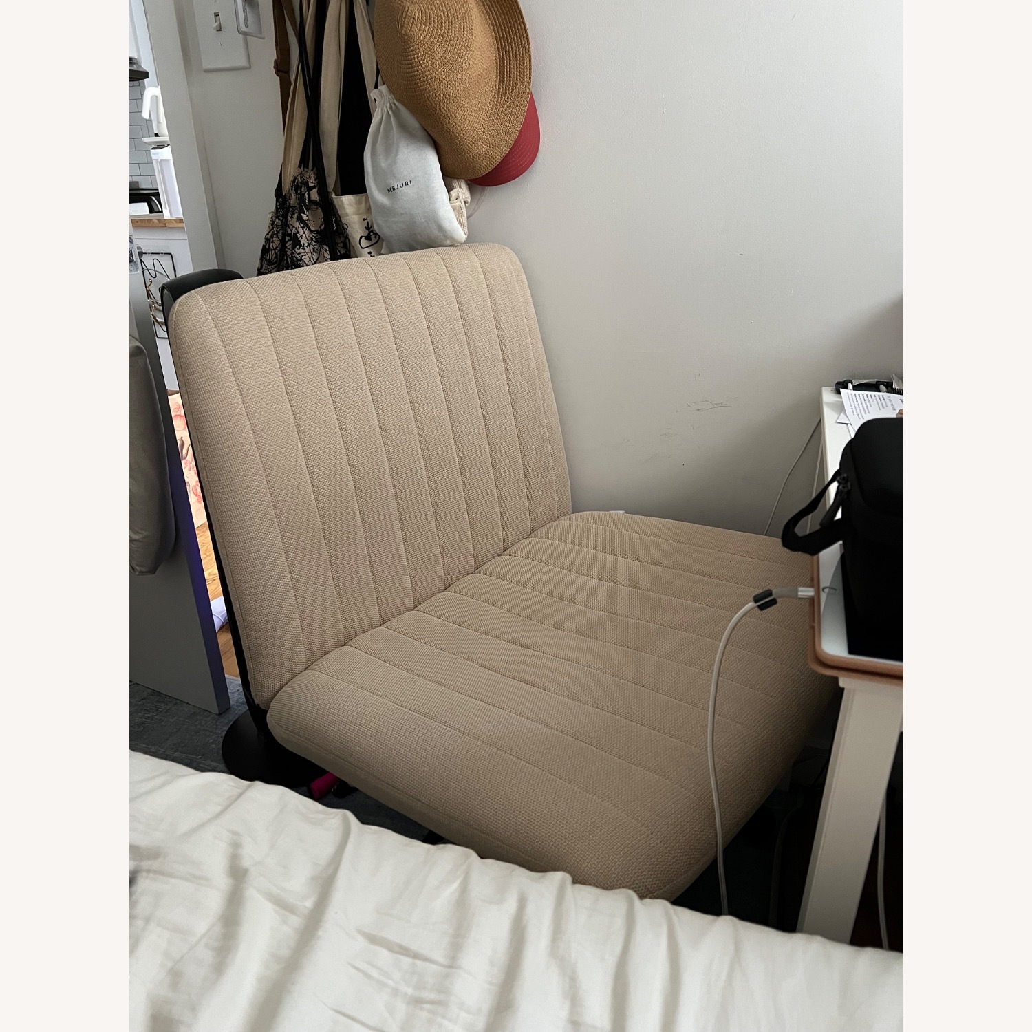 TikTok Viral Criss Cross Chair - image-1