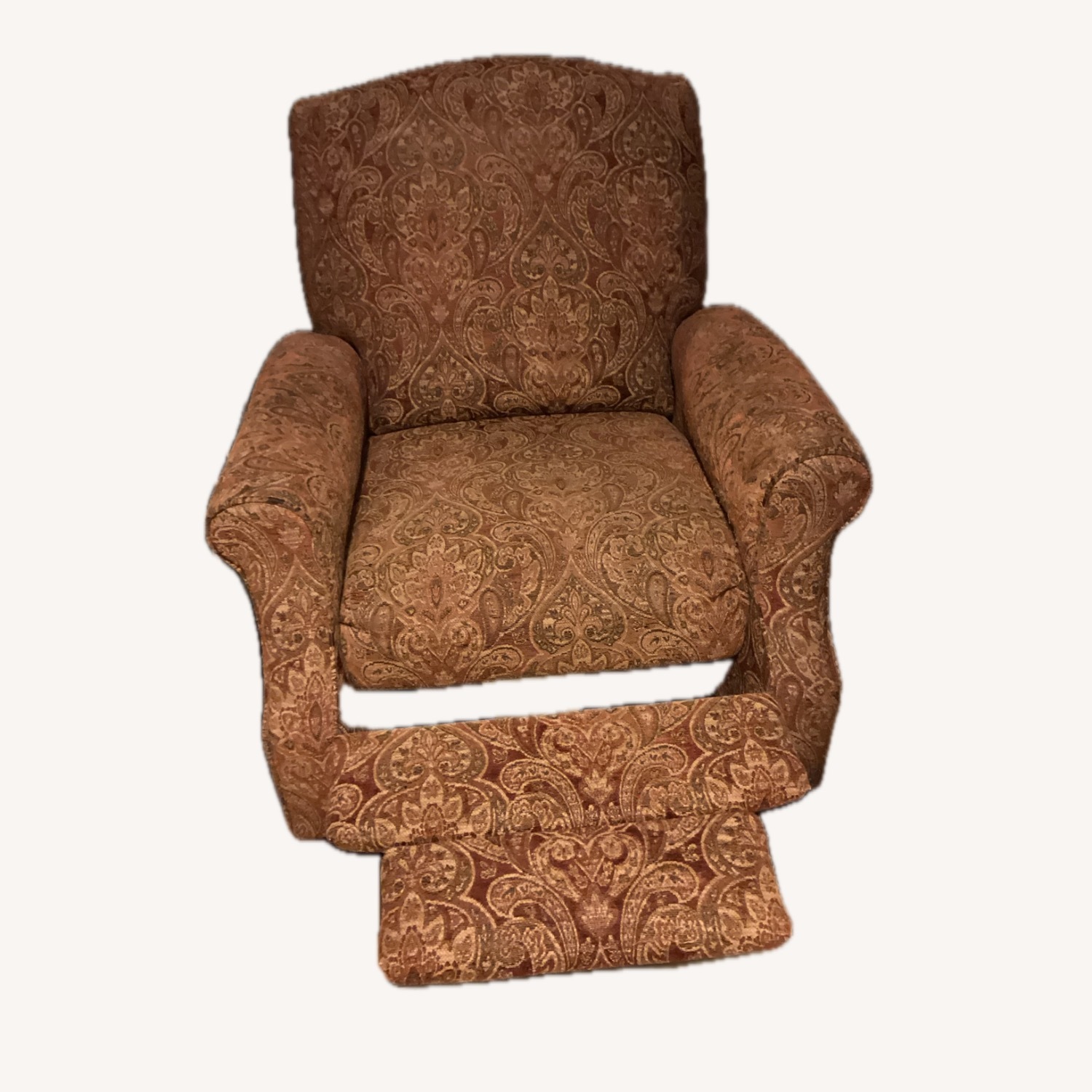 Kacey Recliner - image-2