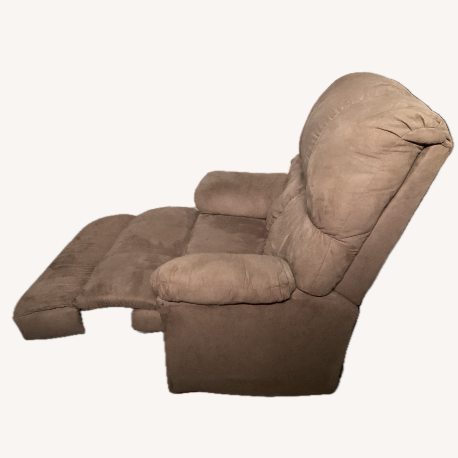 Trevor Lever Recliner - image-4