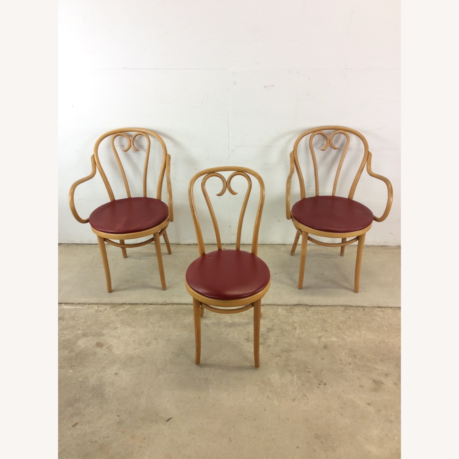 Set of 8 Thonet Style Dining Chairs - image-13