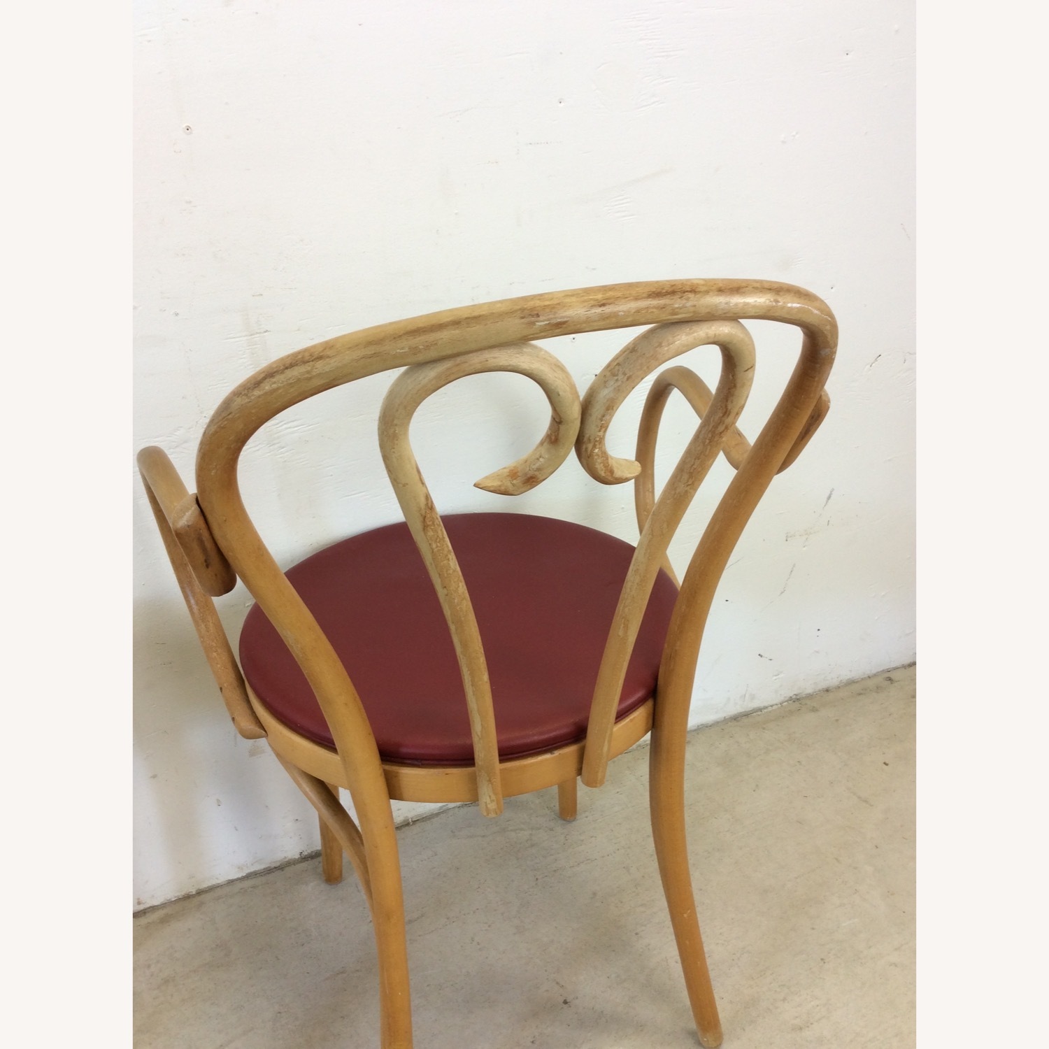 Set of 8 Thonet Style Dining Chairs - image-24