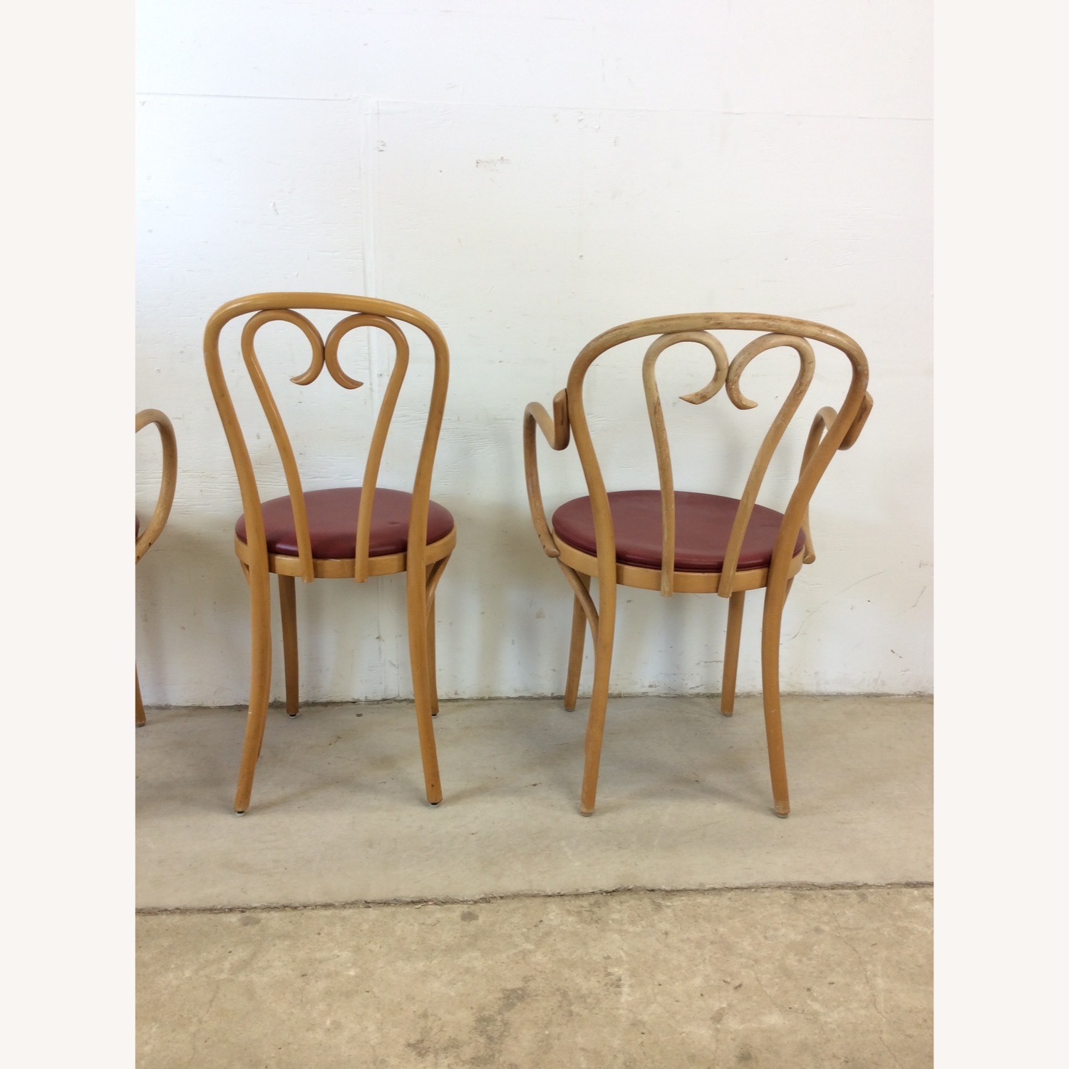 Set of 8 Thonet Style Dining Chairs - image-23