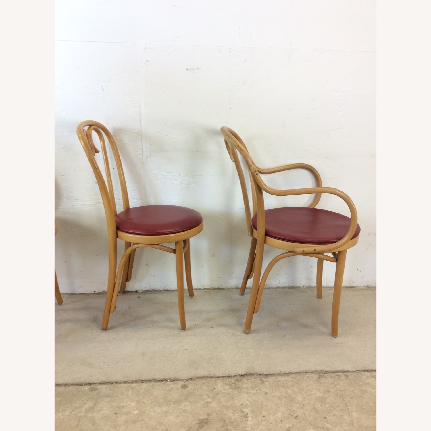 Set of 8 Thonet Style Dining Chairs - image-21