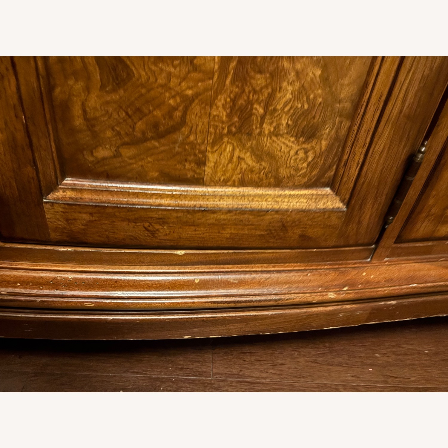 Thomasville Vintage Marble and Wood Sideboard - image-4