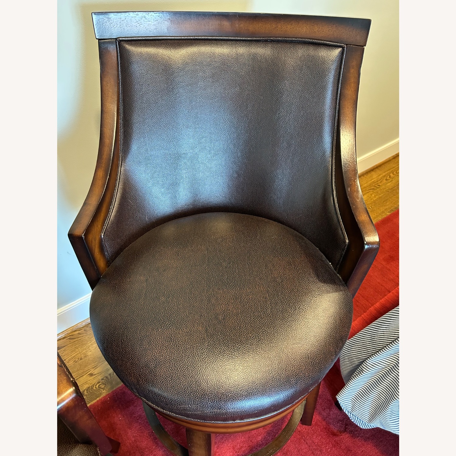 Hillsdale Lyman Bar Stool Set - image-3