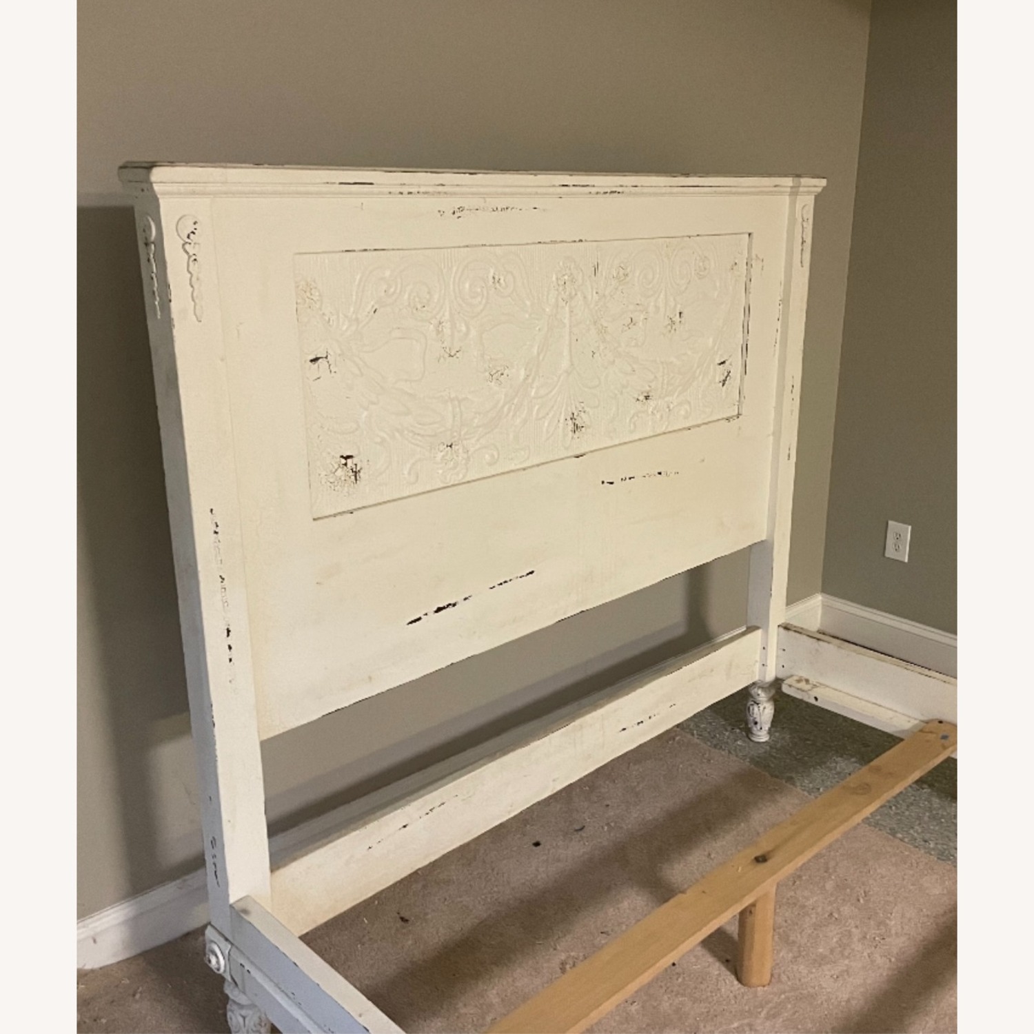 White Antique French Provincial Queen Bed - image-1