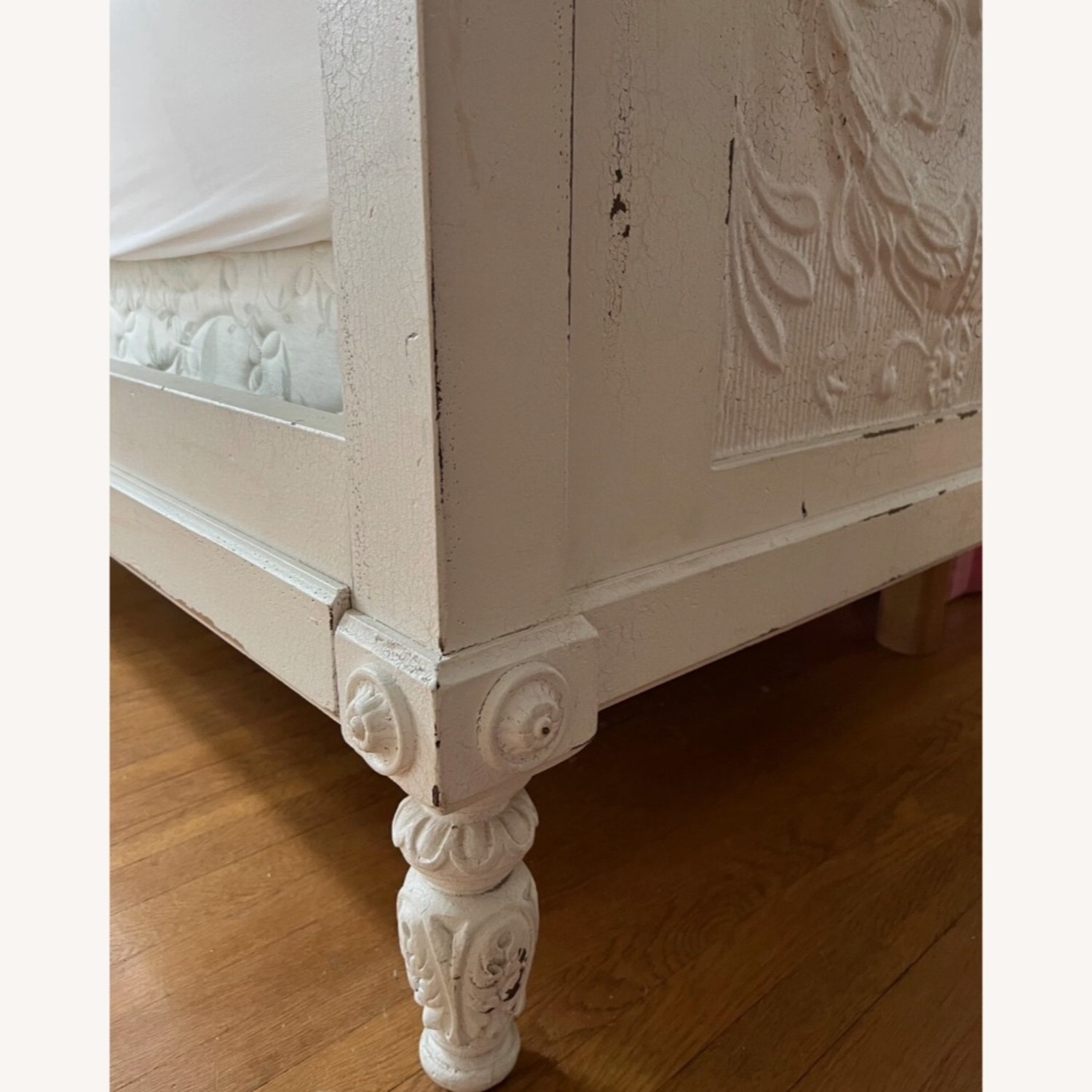 White Antique French Provincial Queen Bed - image-5