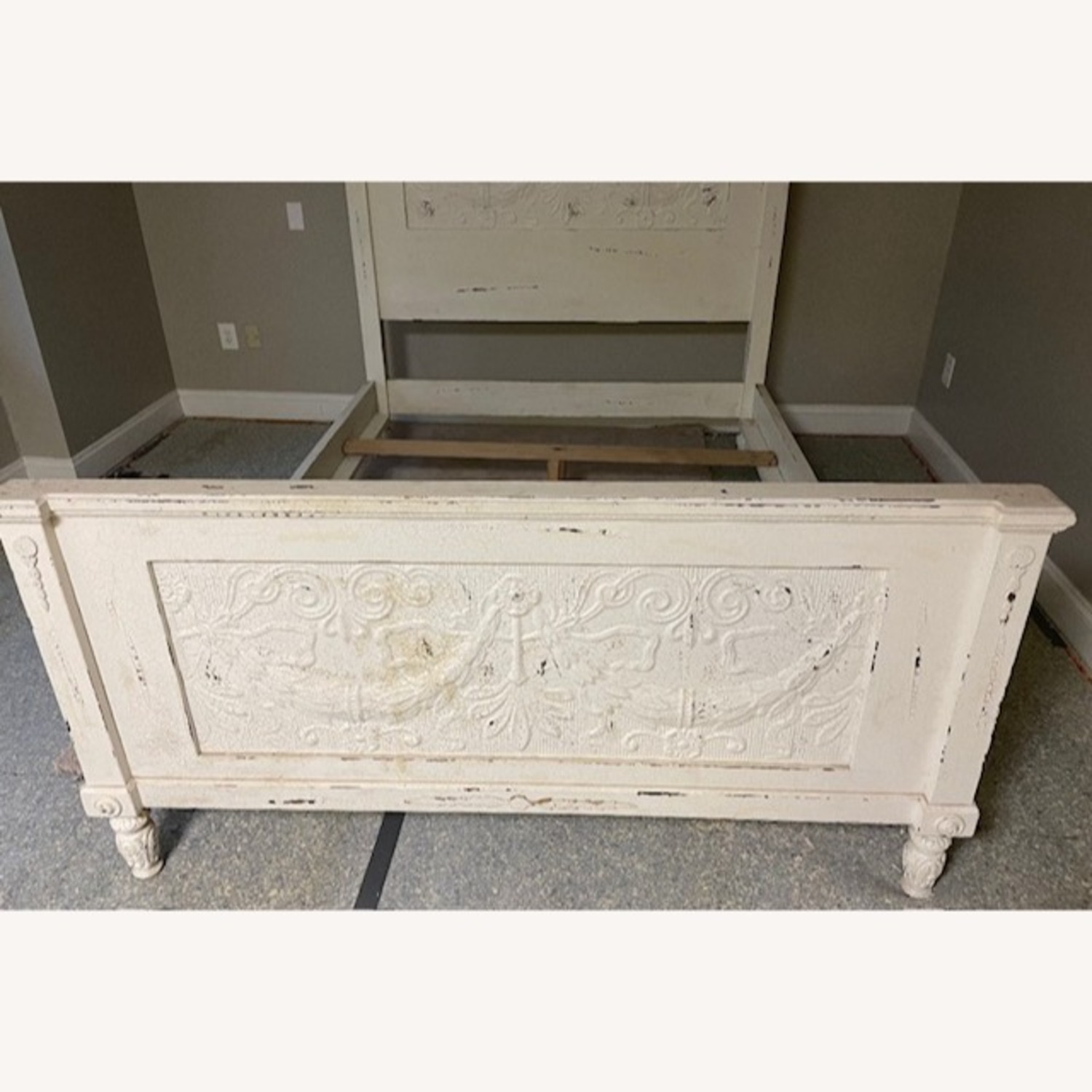 White Antique French Provincial Queen Bed - image-4