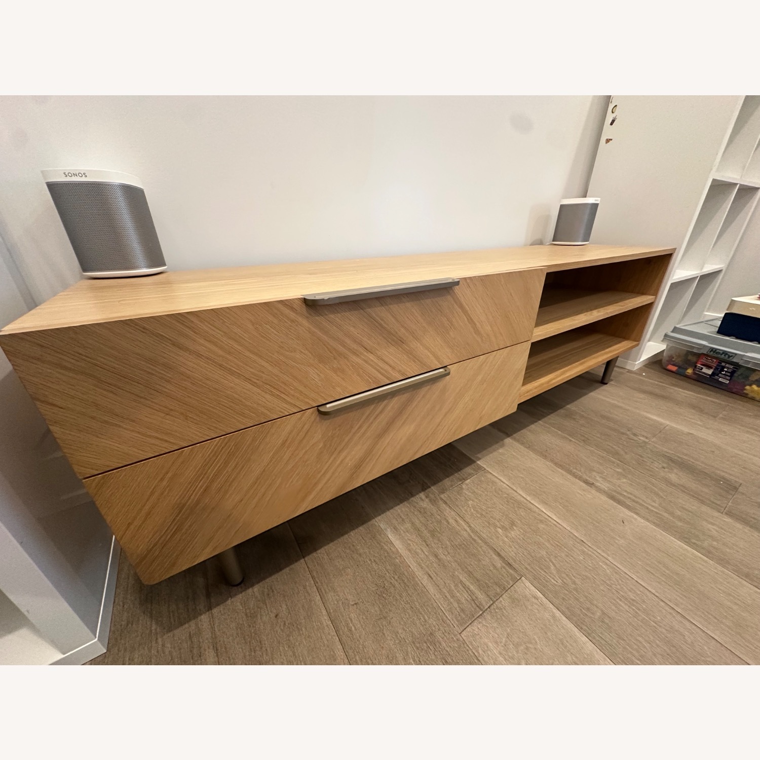 Article Nera 63" Low Media Unit Oak - image-2