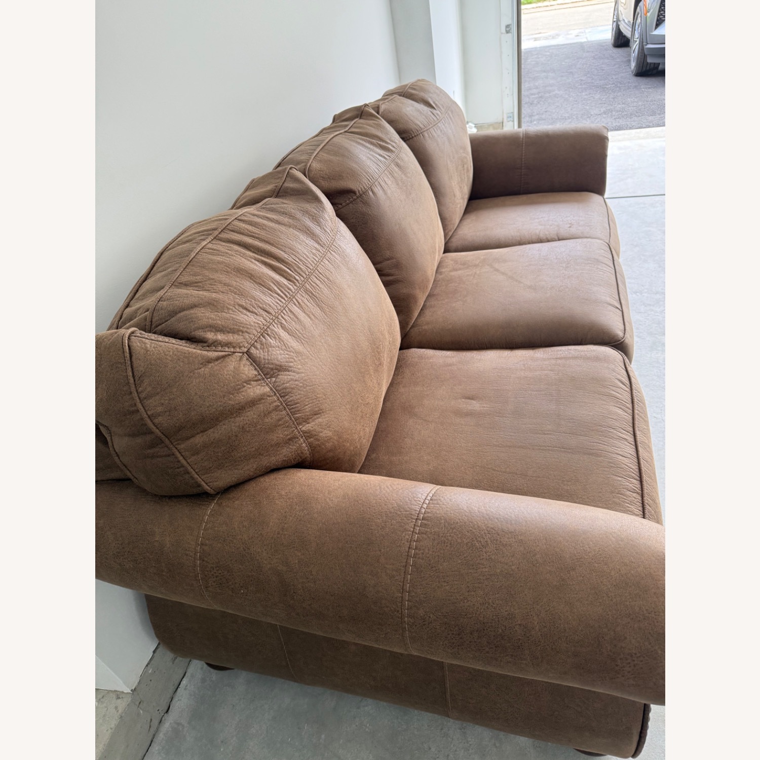 Ashley Carianna Caramel Sleeper Couch - image-6