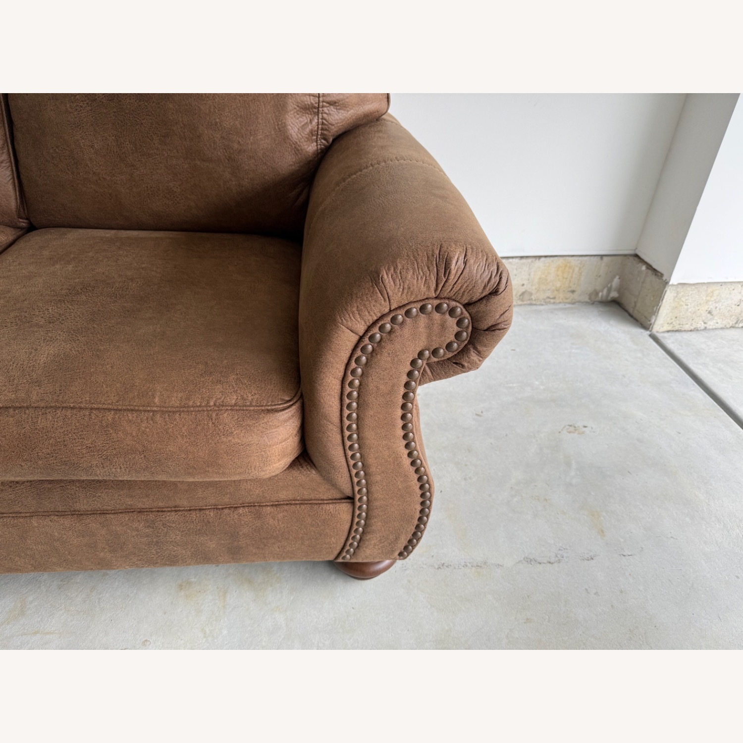 Ashley Carianna Caramel Sleeper Couch - image-4