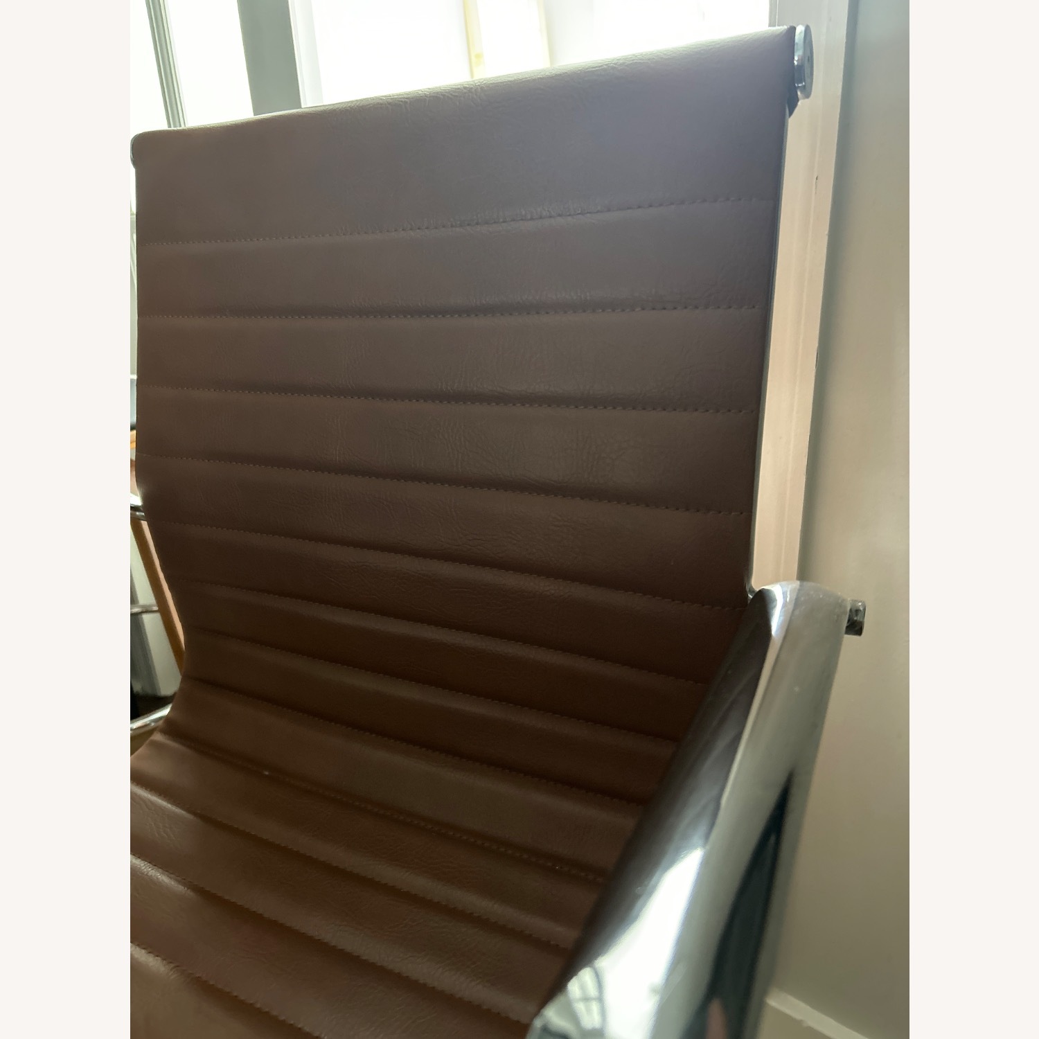 Icons of Manhattan Premium Office Chair - image-3